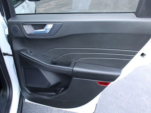 Used 2023 Ford Escape Active w/ Tech Pack #2 AWD/4WD image 16