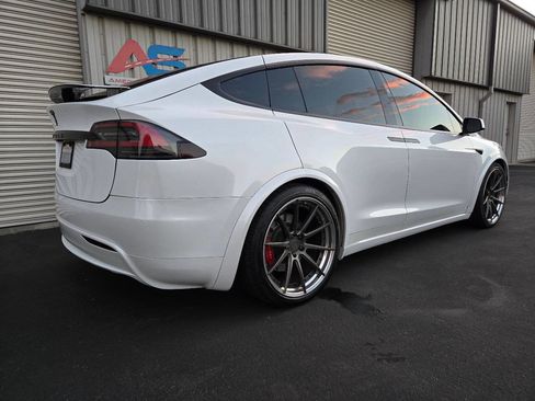 Used 2018 Tesla Model X P100D image 8