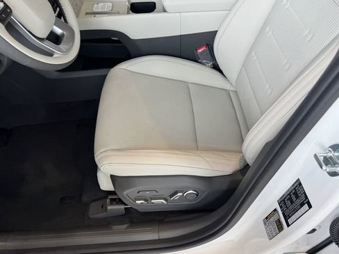 New 2026 Hyundai Santa Fe Calligraphy FWD image 7