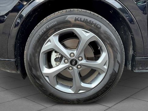 Used 2024 Ford Escape ST-Line image 19