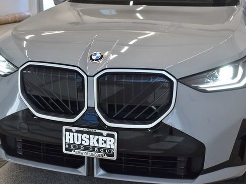 Used 2025 BMW X3 xDrive30i AWD/4WD image 14