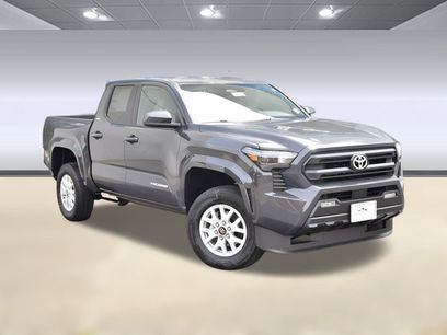 New 2025 Toyota Tacoma SR5