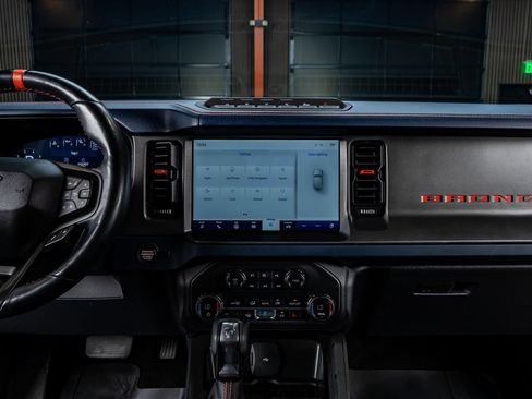 Used 2024 Ford Bronco Raptor AWD/4WD image 19