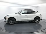 Certified 2024 Porsche Macan image 2