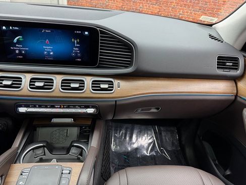 Used 2021 Mercedes-Benz GLE 450 GLE 450 image 17