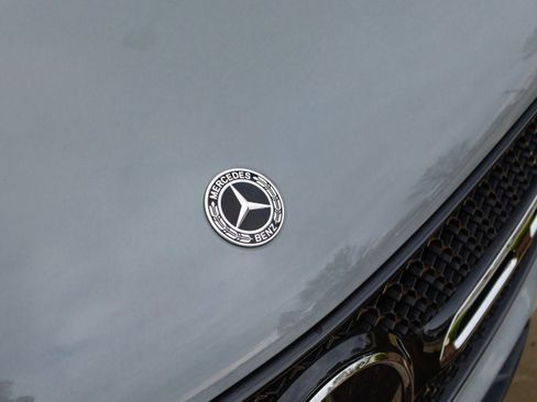 New 2026 Mercedes-Benz GLC 300 4MATIC image 3