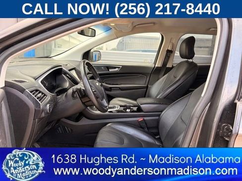 Used 2018 Ford Edge Titanium AWD/4WD image 9