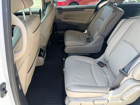 Used 2024 Honda Odyssey Elite image 13