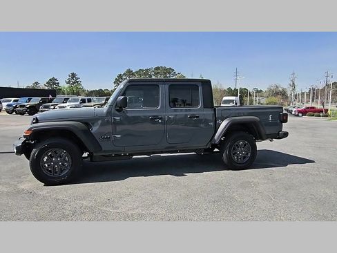New 2026 Jeep Gladiator Sport AWD/4WD image 26
