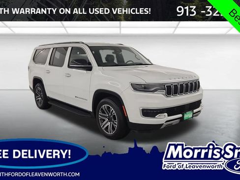Used 2024 Jeep Wagoneer L Series II w/ Flexible Seating Group AWD/4WD image 1
