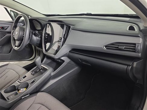 Used 2024 Subaru Crosstrek 2.0i Premium image 17