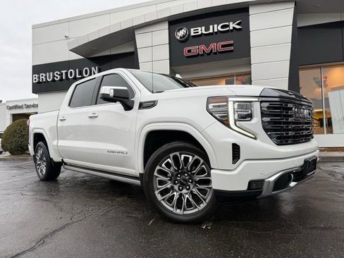 Used 2024 GMC Sierra 1500 Denali Ultimate image 3