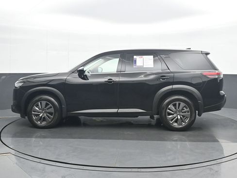 Used 2025 Nissan Pathfinder S AWD/4WD image 3