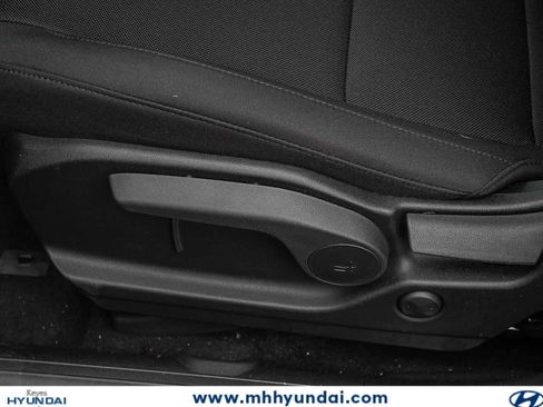 New 2026 Hyundai Santa Fe SE FWD image 22