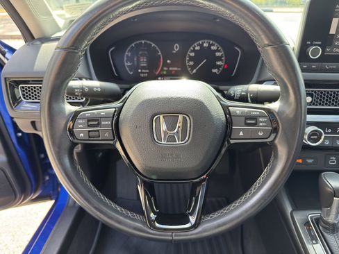 Used 2023 Honda Civic EX image 16