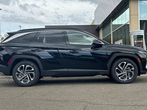 Used 2025 Hyundai Tucson Limited image 3