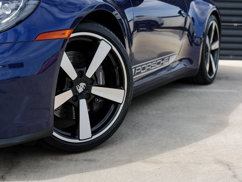 Used 2025 Porsche 911 Carrera T image 12