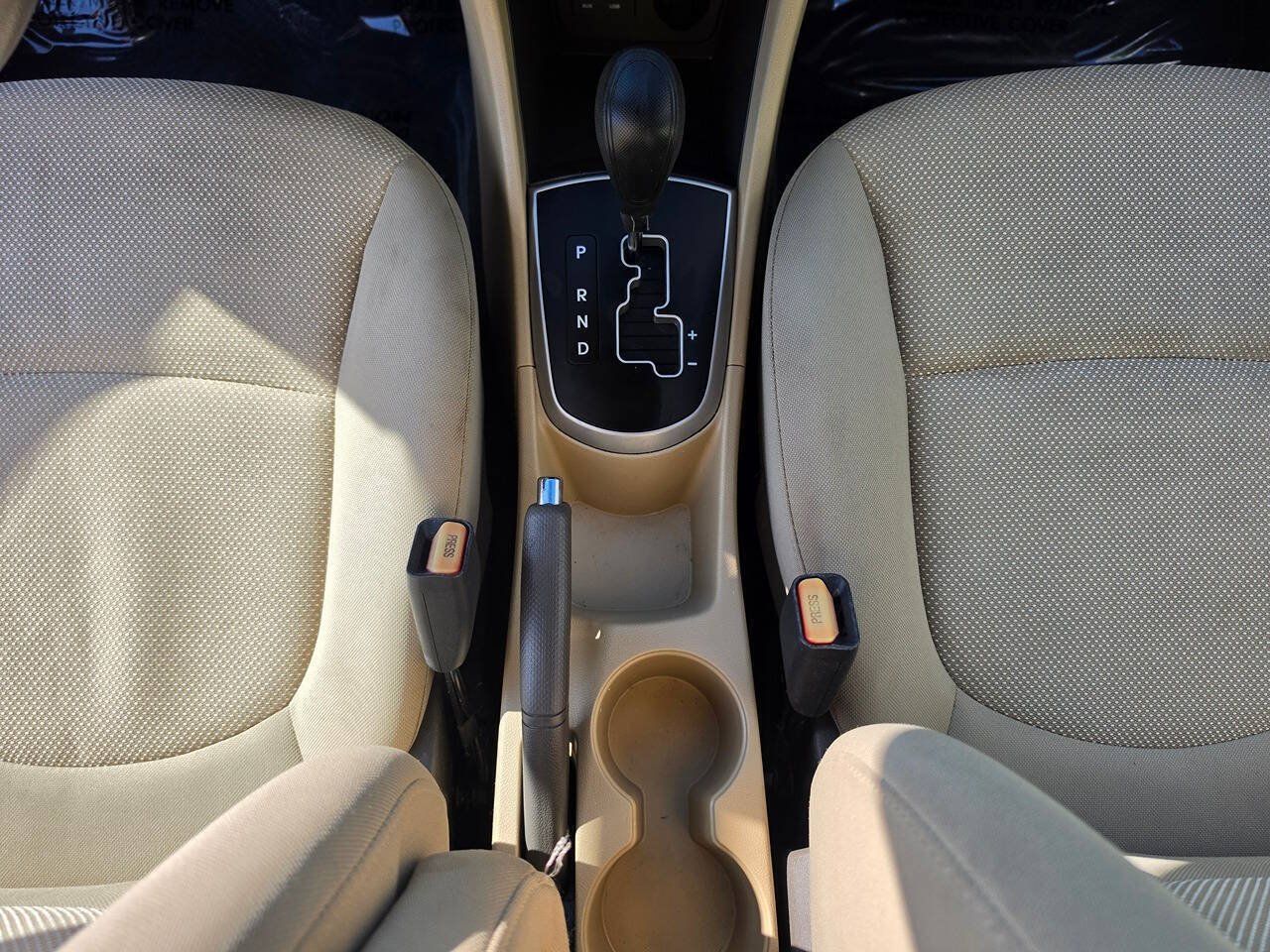 Used 2014 Hyundai Accent GLS FWD image 38