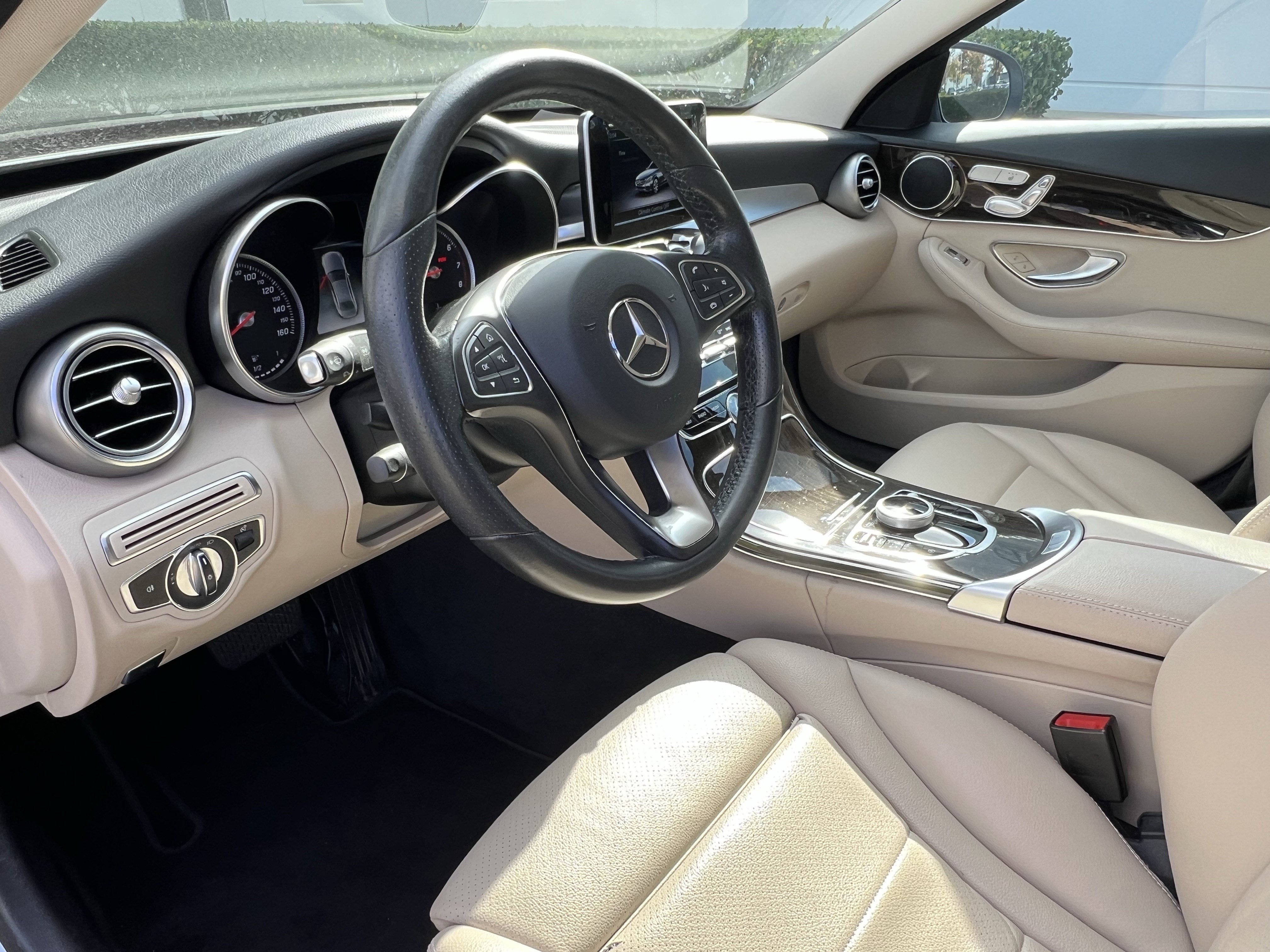 Used 2018 Mercedes-Benz C 300 Sedan image 17