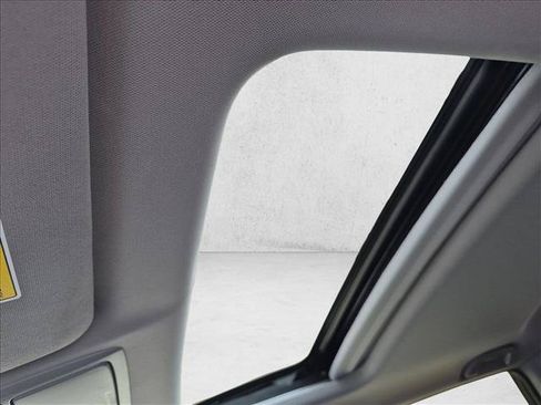 Used 2019 Honda CR-V EX-L image 15