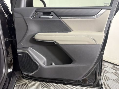 New 2026 GMC Acadia Elevation w/ Elevation Premium Package image 12