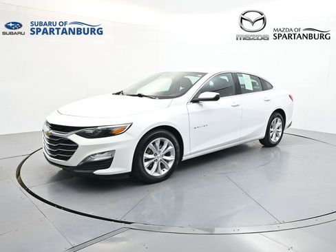 Used 2025 Chevrolet Malibu LT FWD image 1