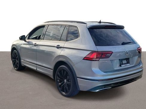 Used 2021 Volkswagen Tiguan SE R-Line FWD image 3