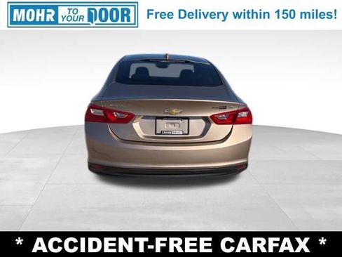 Used 2018 Chevrolet Malibu LT image 4