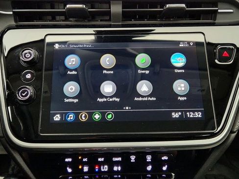 Used 2023 Chevrolet Bolt EUV LT w/ Comfort Package image 18