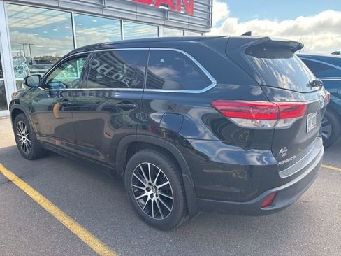 Used 2018 Toyota Highlander SE AWD/4WD image 7