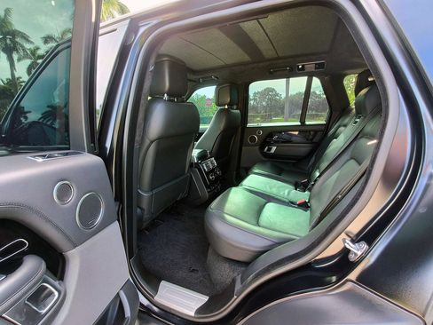 Used 2018 Land Rover Range Rover Supercharged AWD/4WD image 10
