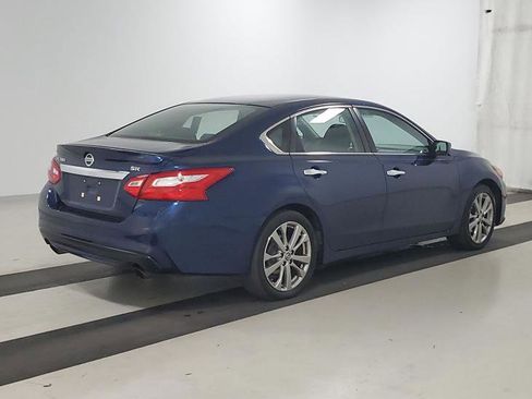 Used 2016 Nissan Altima 2.5 SR FWD image 3