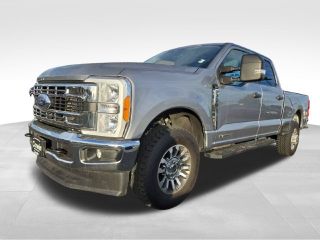 Used 2023 Ford F350 4x4 Crew Cab Super Duty image 6