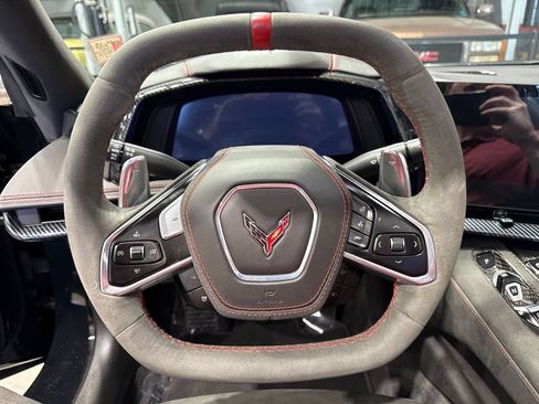 Used 2022 Chevrolet Corvette Stingray Premium Conv w/ Z51 Performance Package RWD image 93
