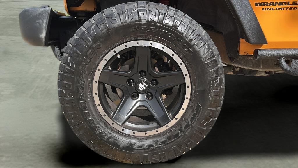 Used 2012 Jeep Wrangler Unlimited Sport AWD/4WD image 20
