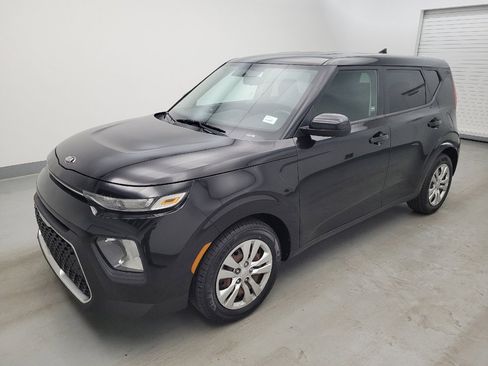 Used 2021 Kia Soul LX FWD image 2