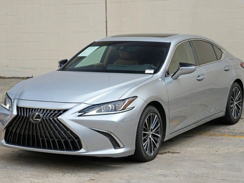 Used 2024 Lexus ES 350 w/ Premium Package FWD image 50