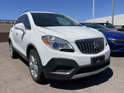 Used 2016 Buick Encore FWD image 2
