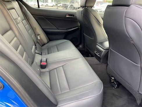 Certified 2022 Lexus IS 350 F Sport image 29
