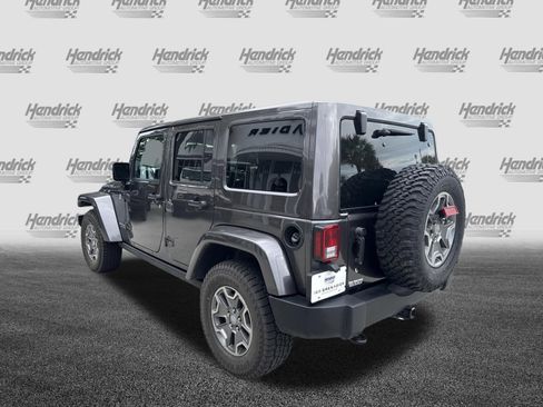 Used 2018 Jeep Wrangler Unlimited Rubicon w/ Dual Top Group AWD/4WD image 3