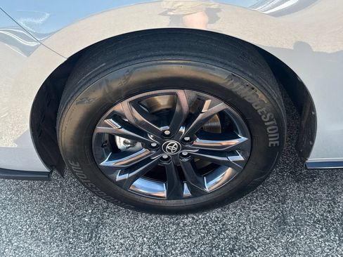 Used 2026 Toyota Sienna XSE AWD/4WD image 42