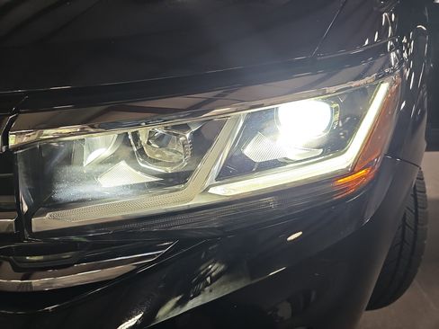 Used 2022 Volkswagen Atlas SE AWD/4WD image 31