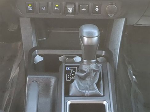 Certified 2020 Toyota Tacoma TRD Sport image 19