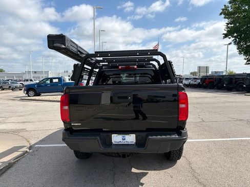 Used 2022 Chevrolet Colorado ZR2 AWD/4WD image 4