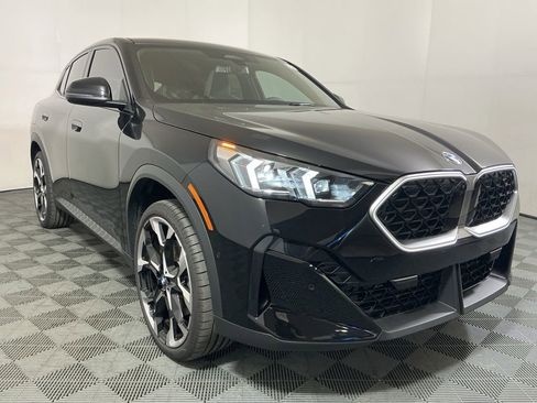 New 2026 BMW X2 xDrive28i w/ Technology Package AWD/4WD image 4