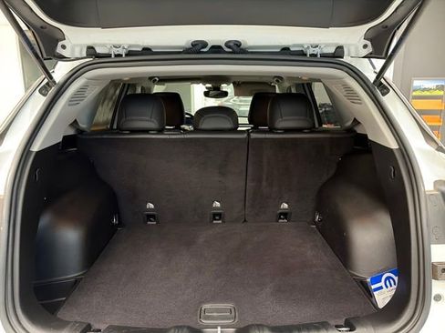 Used 2022 Jeep Compass Limited image 21