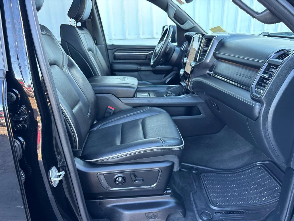Used 2022 RAM 1500 Limited w/ Night Edition AWD/4WD image 17