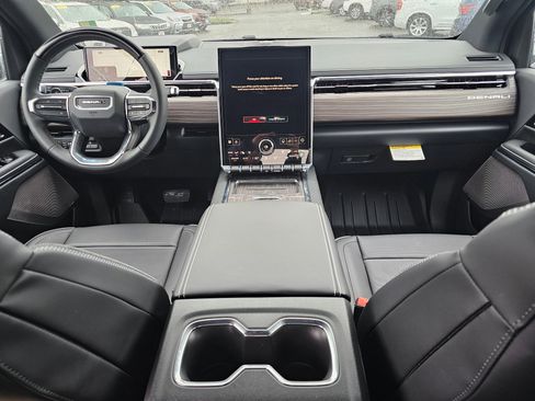 New 2026 GMC Sierra EV Denali AWD/4WD image 16