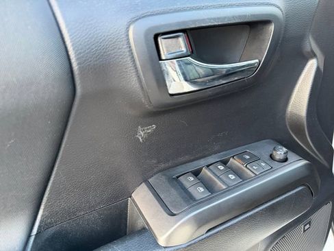 Used 2020 Toyota Tacoma TRD Pro image 6