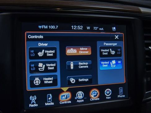 Used 2017 RAM 1500 Laramie AWD/4WD image 27
